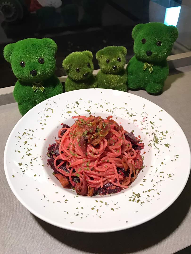 Meet Up Cafe & Bar The Pink Pasta